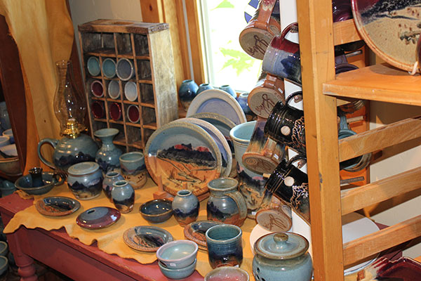 Vintage Ceramic Souvenir Dish Yellowstone National Park 