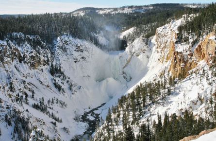 Grand Canyon of Yellowstone in winter