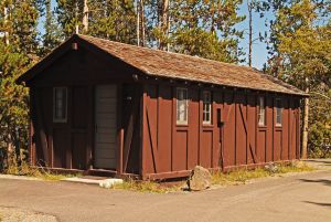 Old Faithful Lodge Cabins