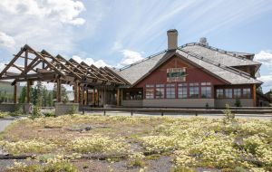 Entrance to Old Faithful Snow Lodge