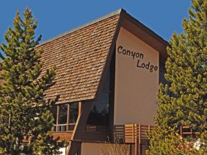 Canyon Lodge