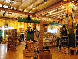 Lake Lodge - Gift Shop