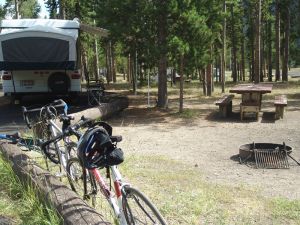 Picnic area at Madison Campground