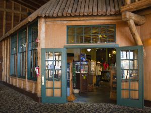 Old Faithful Lodge - Gift Shop