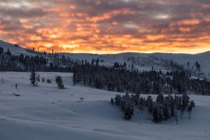 Sunset over Specimen Ridge